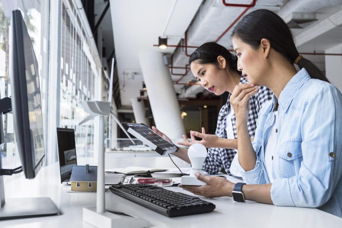 women-working-hard-together-innovation-office (1)
